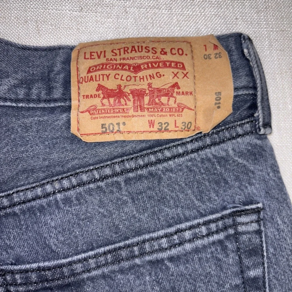 (32x25) Levi's 501 Straight Fit Button Fly Jeans-Men's,‎ stonewash blue Cotton
